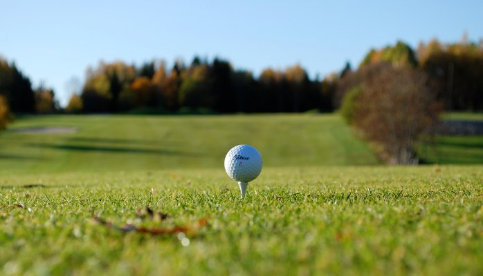 Enjoy the Sunshine, Low Humidity, and Platinum Golf Specials!